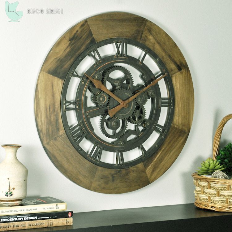 Reloj de pared de madera natural