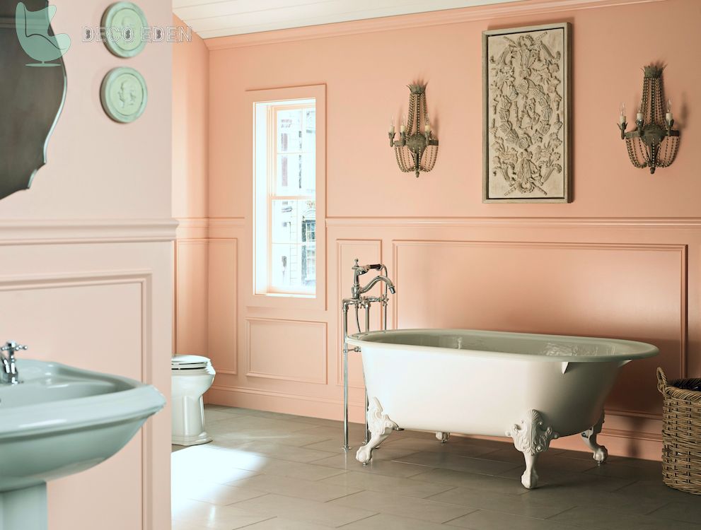 Idea de baño shabby chic con paredes rosas