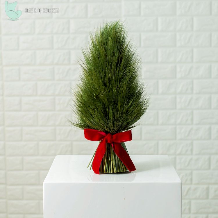 Mini árbol de Navidad de pasto de trigo